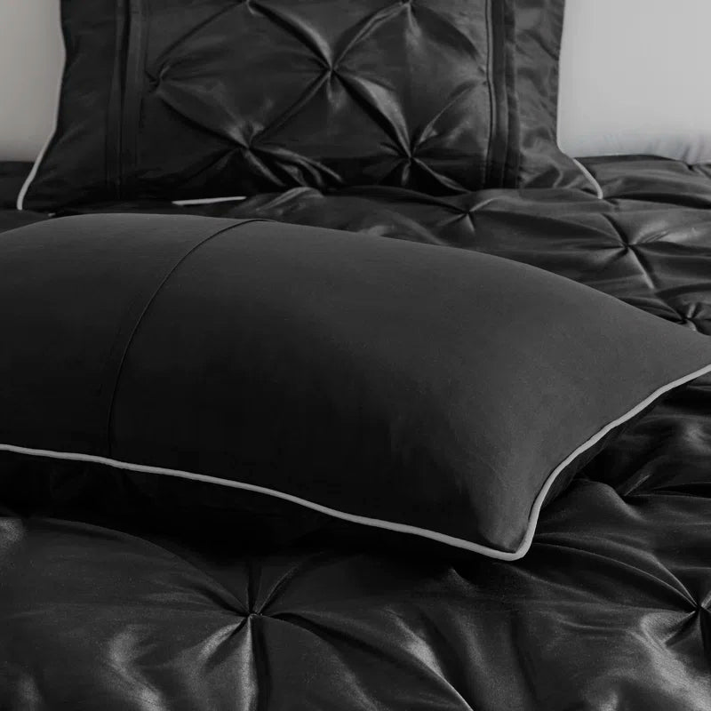 Laurel 7 Piece Tufted Comforter Set