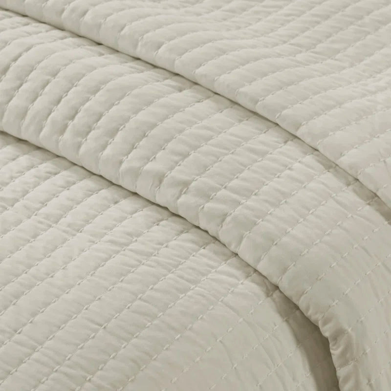 Barwick Reversible Solid 3 Piece Quilt Set