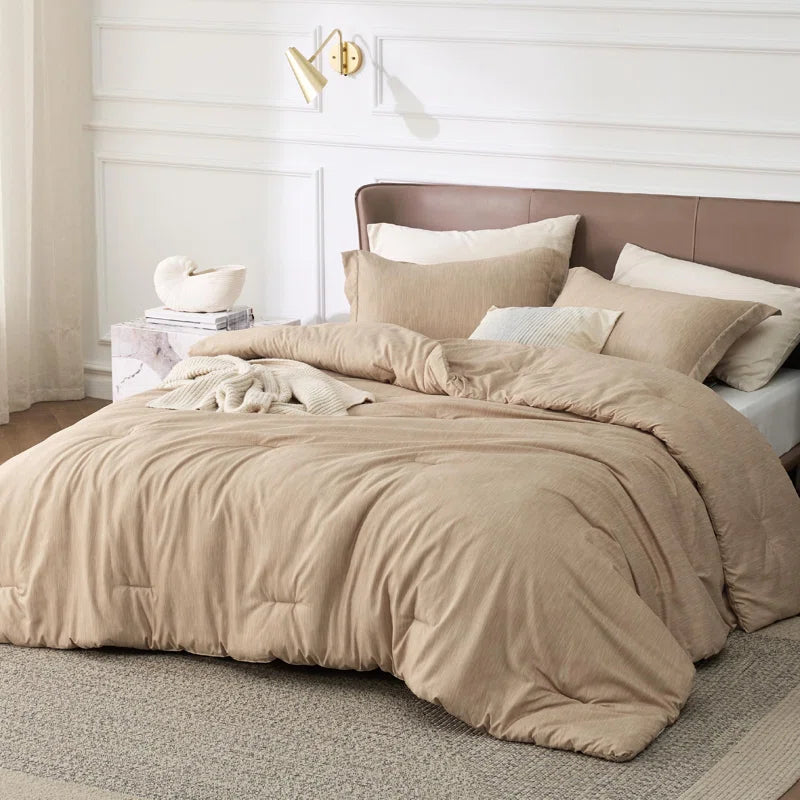 Cationic Dyed Printed Comforter Set