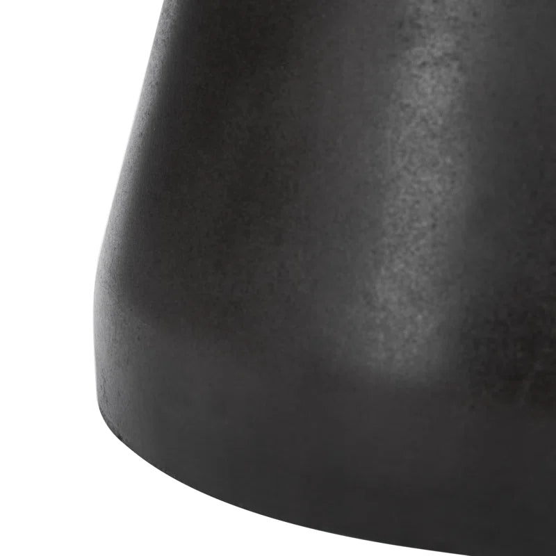 Zenni round Concrete Outdoor Side Table