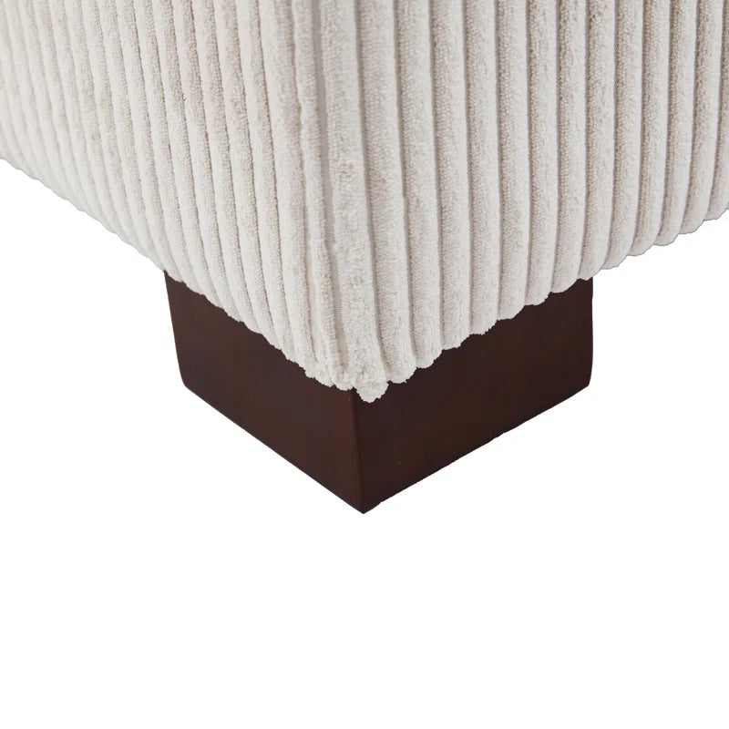 Bentura Upholstered Chaise Lounge