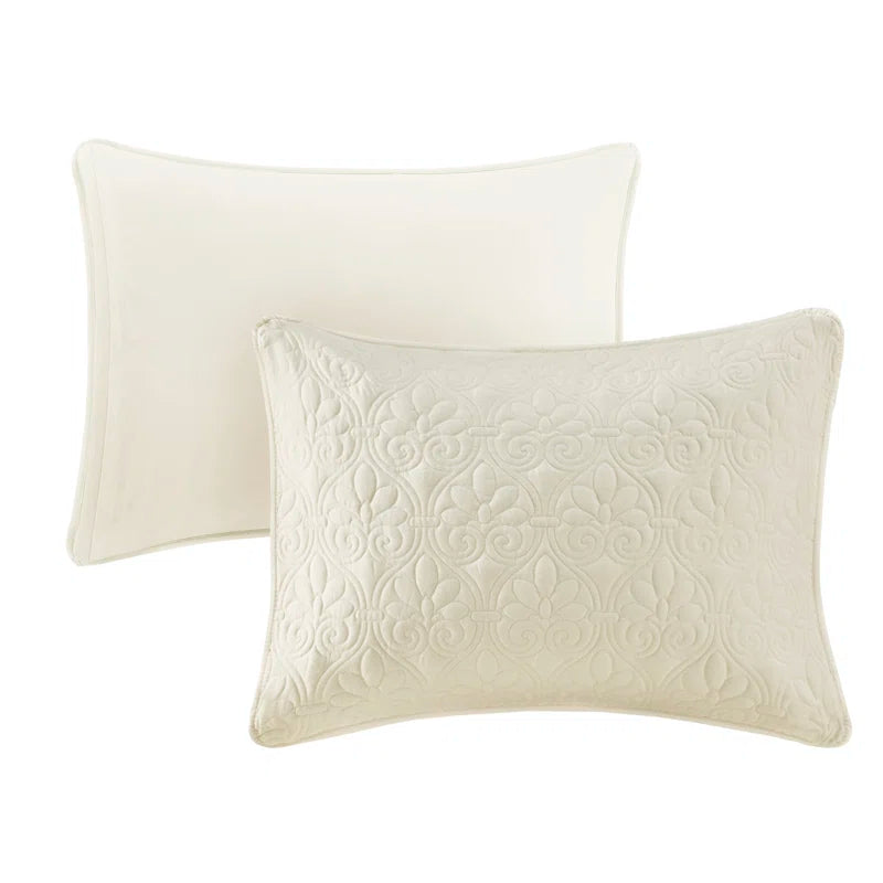 Quebec 3 Piece Split Corner Pleated Quilted Bedspread