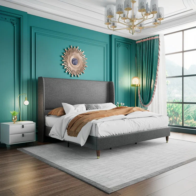Belo Upholstered Platform Bed